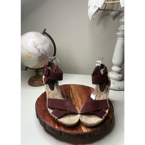 NWT VINCE  9 Leather Platform Espadrille Sandals - Picture 1 of 8